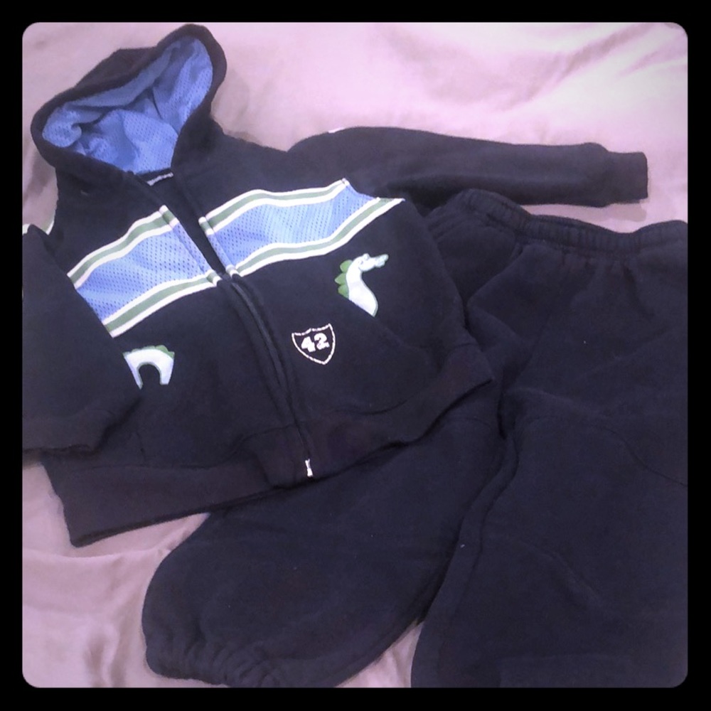 Navy zip up sweatshirt and sweatpants